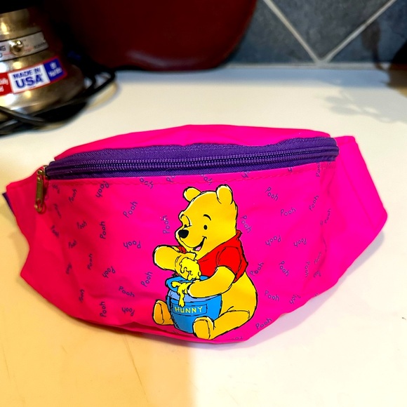 VTG Y2K WINNIE THE POOH FANNY PACK BELT SLING BAG PURSE DISNEY HUNNY 8”x4.5”x3” - Picture 7 of 12